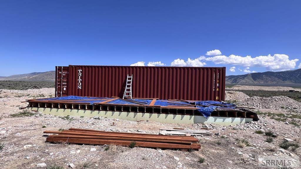 22 Sutton Lane - Photo 1