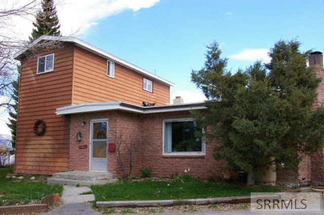 348 Idaho Avenue - Photo 1