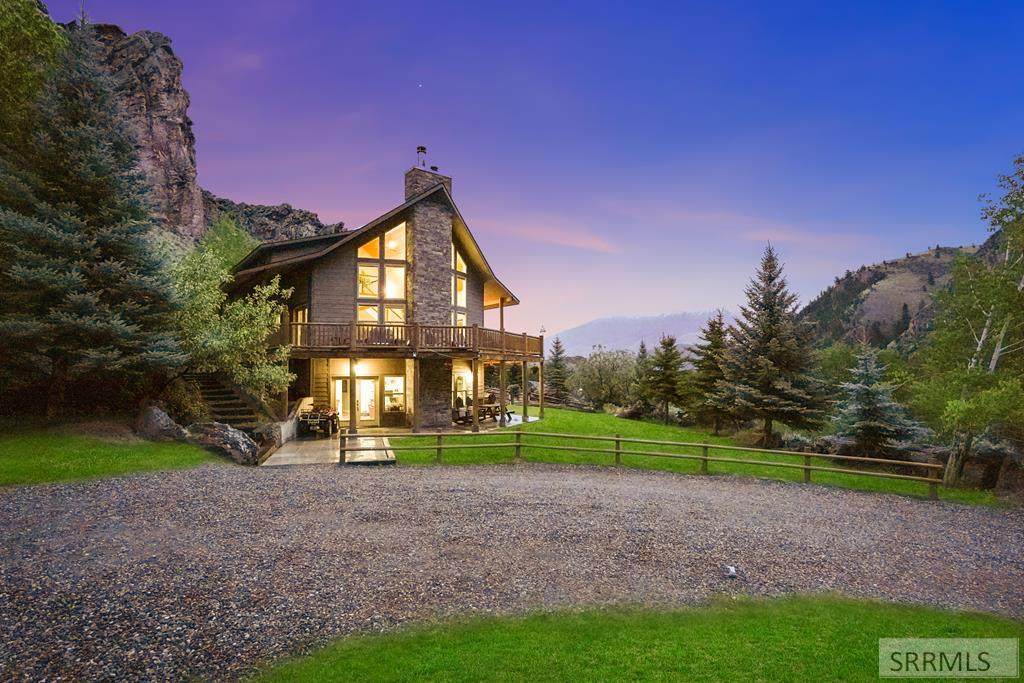 9 Autumn Blaze Lane - Photo 1