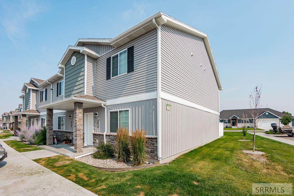 564 Trails End - Photo 1