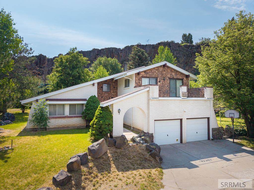 475 Rapid Creek Road - Photo 1