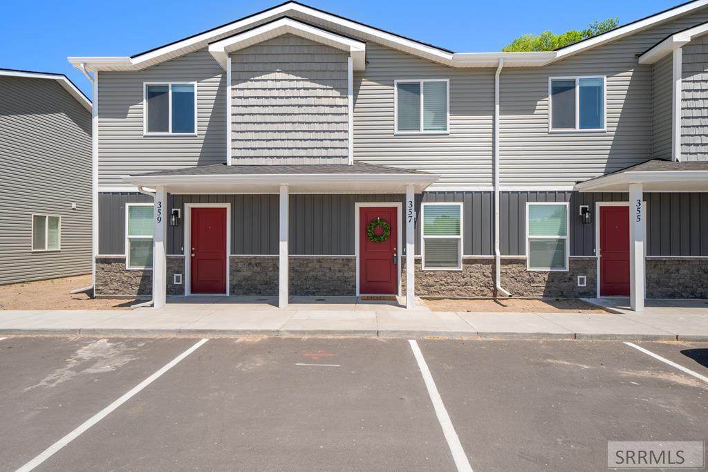 357 Jeremy Ln - Photo 1