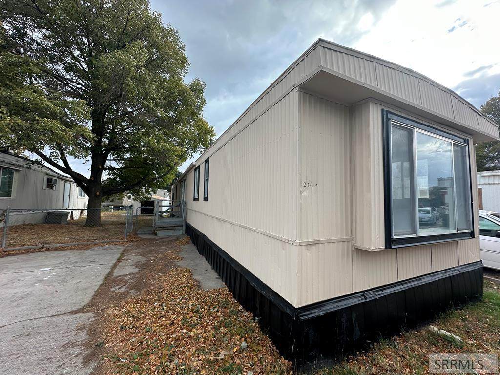 4700 5th Avenue - Photo 1