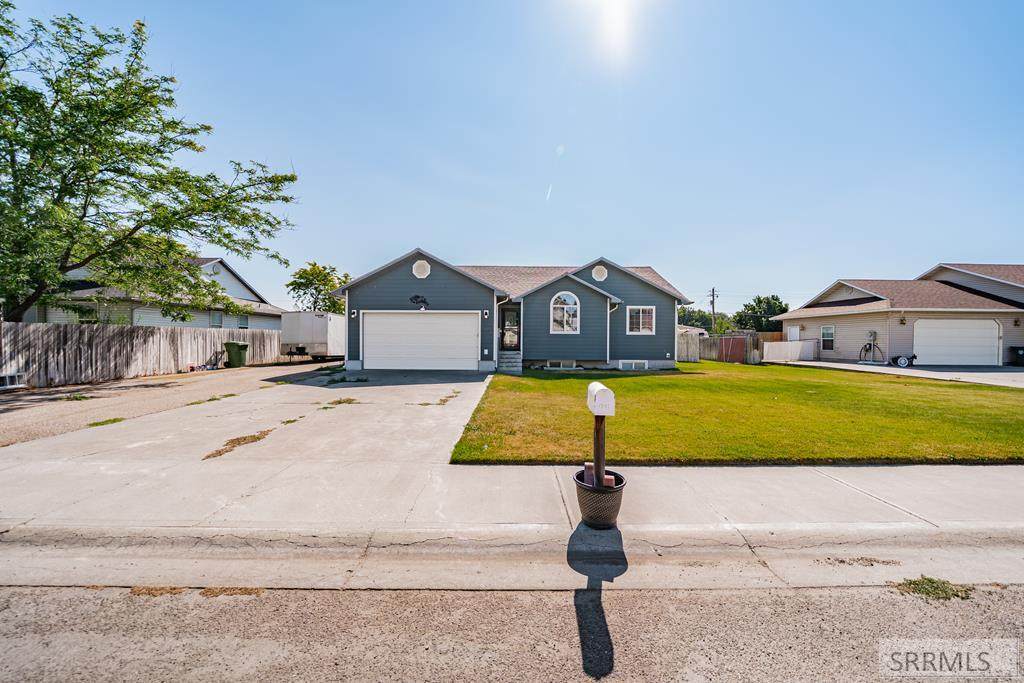 1232 Charlynn Way - Photo 1