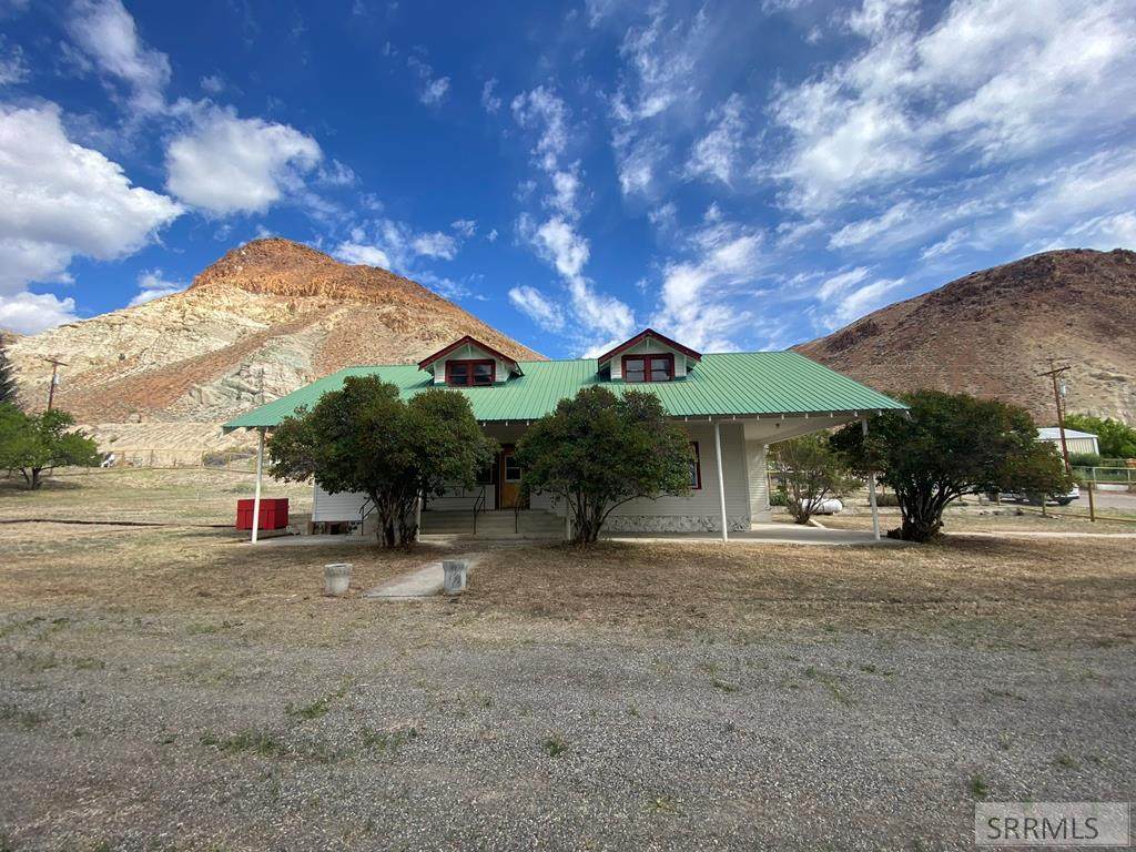 200 N 2nd Street - Photo 1