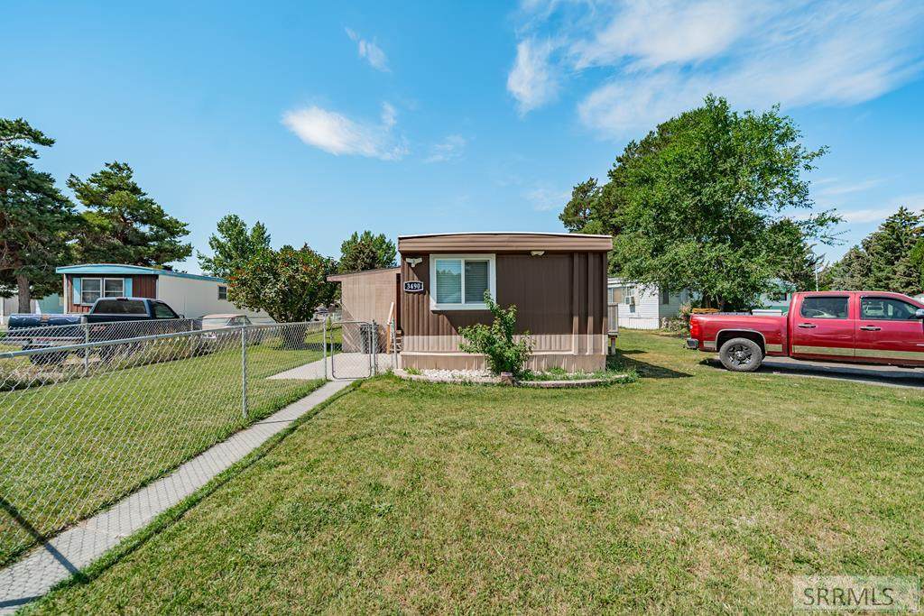 3490 Elswood Drive - Photo 1