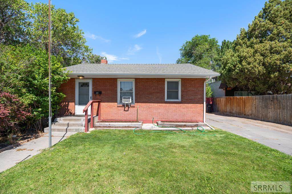 285 Lomax Street - Photo 1