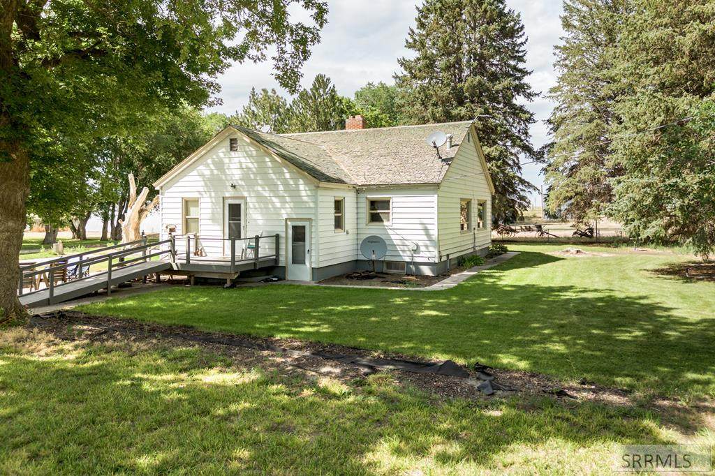 2702 Landing Rd - Photo 1