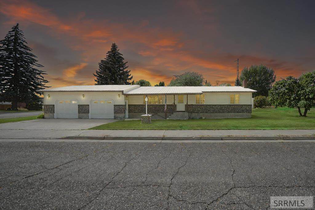 415 Juniper View Avenue - Photo 1