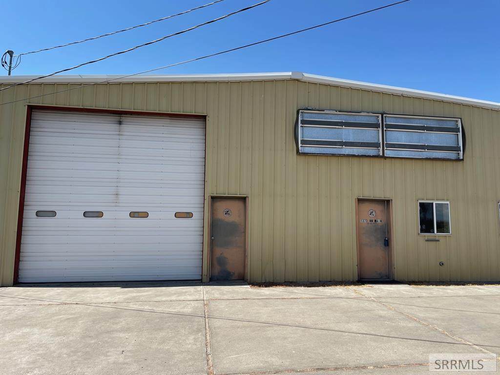 1373 Main Street - Photo 1