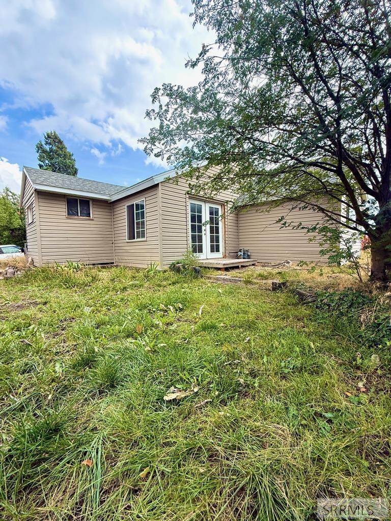 490 May Street - Photo 1
