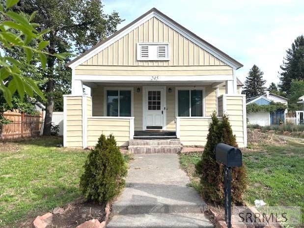 245 6th Street - Photo 1