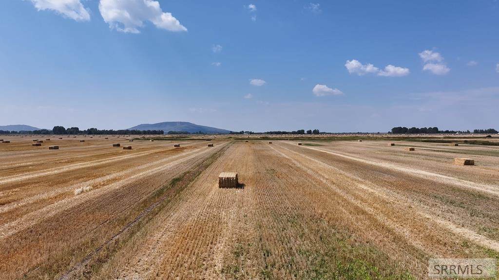 TBD N40 5000 W - Photo 1