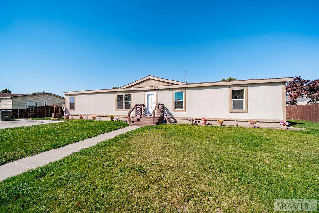 541 Knox Street - Photo 1