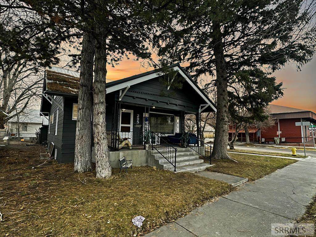 295 Boulevard - Photo 1