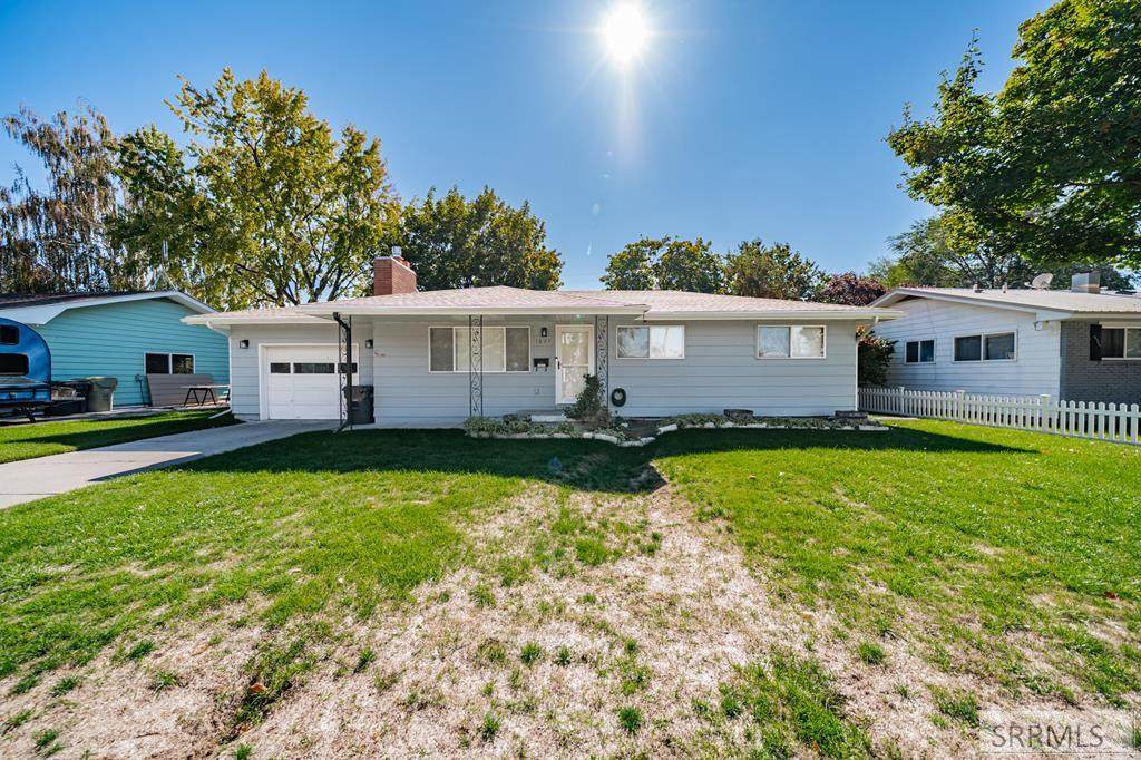 1827 Whitney Street - Photo 1