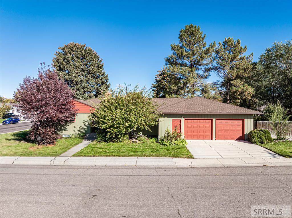 1110 Elm Street - Photo 1