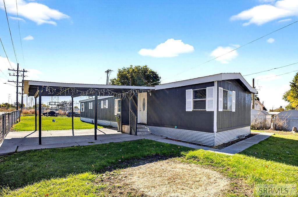 444 Oregon Trail Road - Photo 1