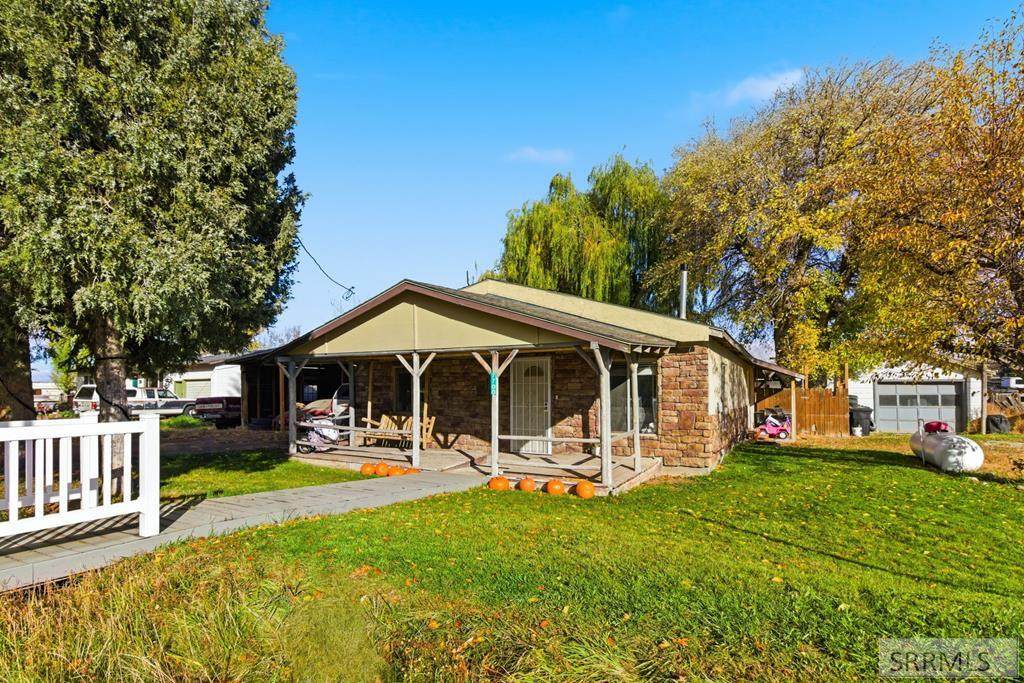 7700 400 W - Photo 1