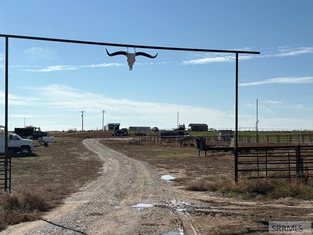 1500 W 300 1500 W - Photo 1