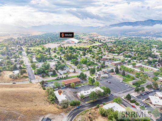 240 18th Street - Photo 1