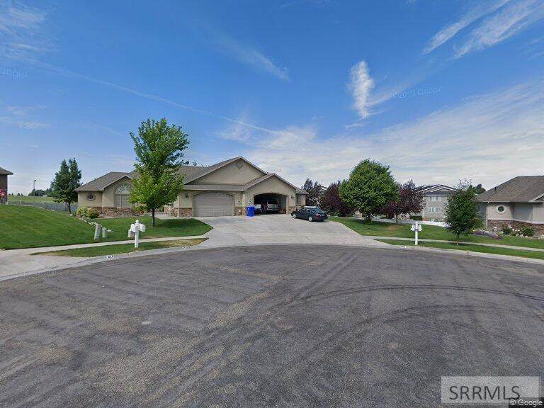 668 Eaglewood Drive - Photo 1