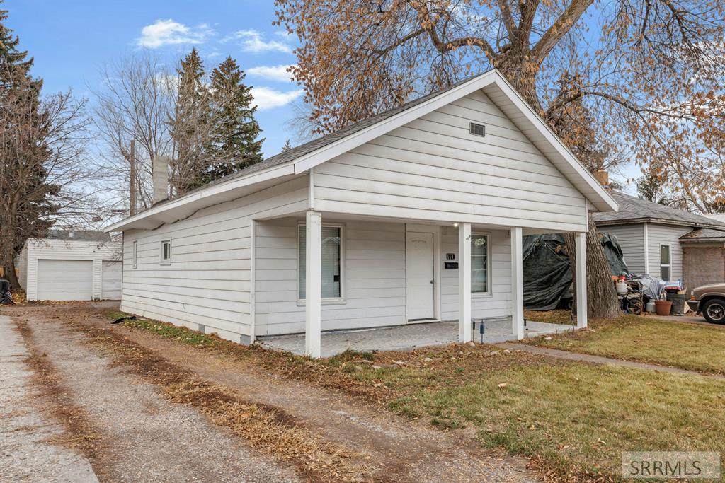 140 13th Street - Photo 1