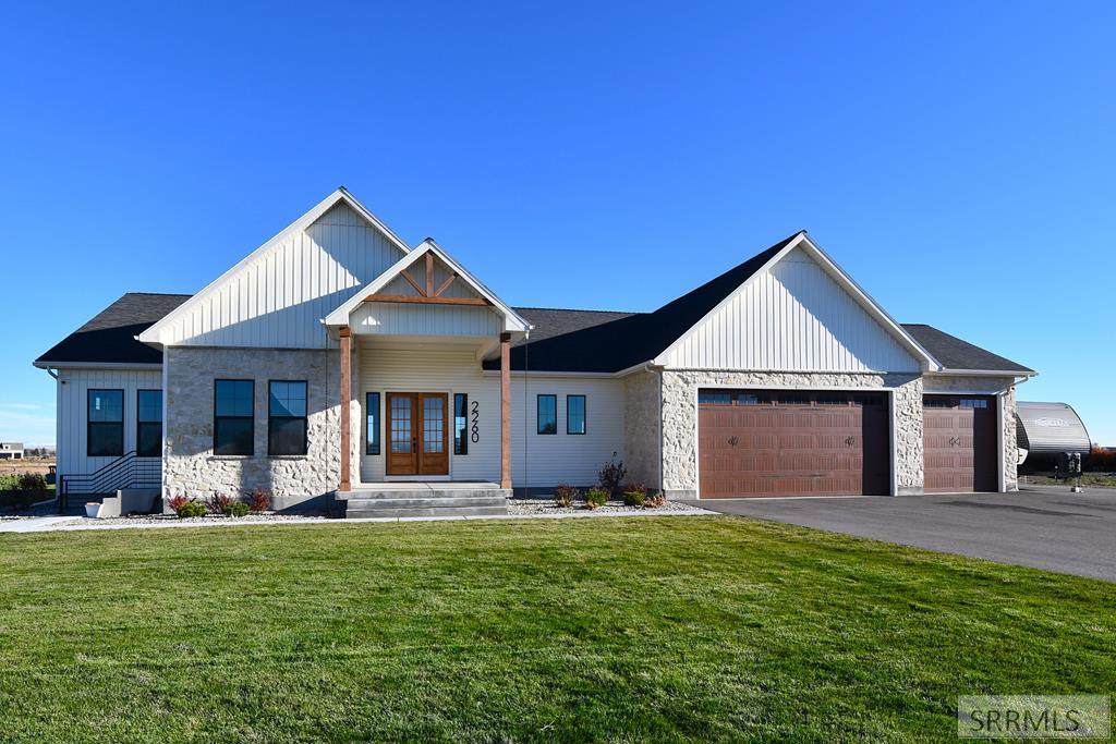 2260 Clover Meadow Way - Photo 1