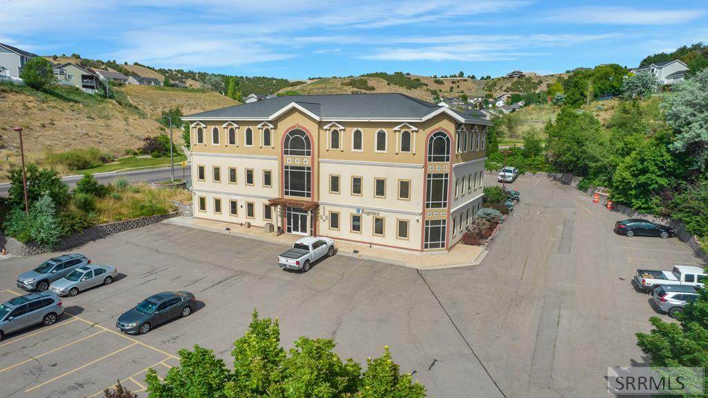 444 Hospital Way - Photo 1