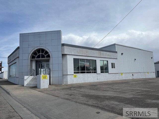 540 Emerson Avenue - Photo 1