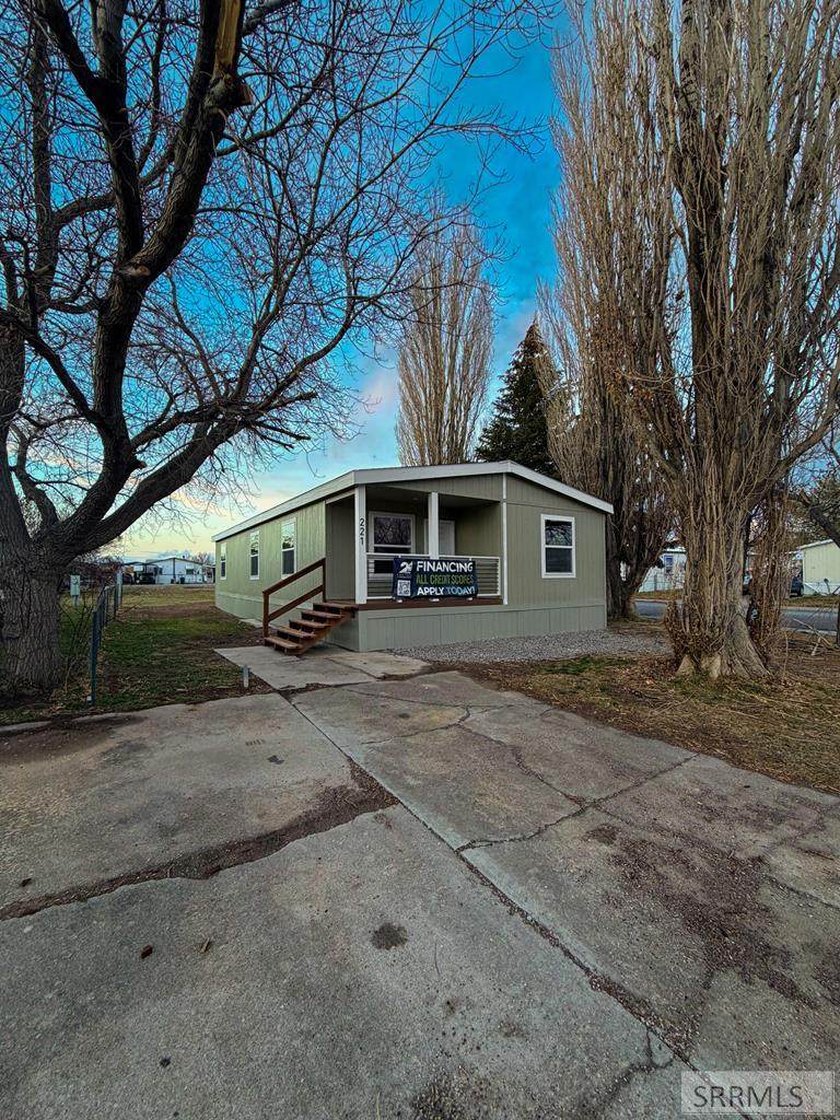 1900 Quinn Road - Photo 1