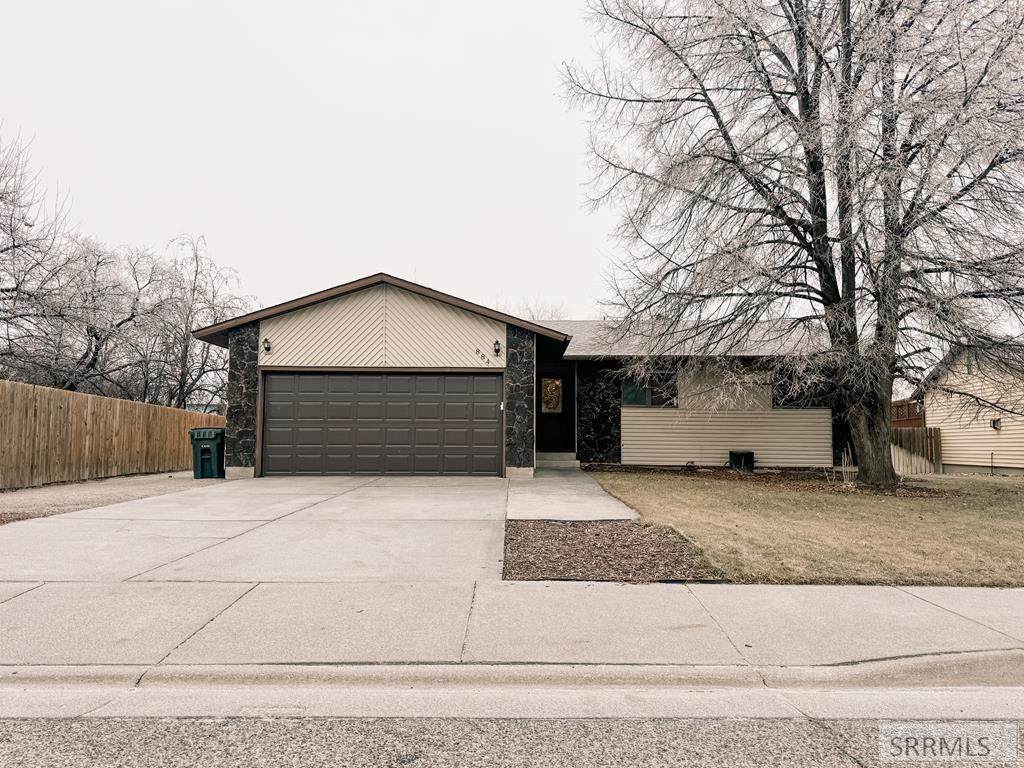 884 Buckboard Lane - Photo 1