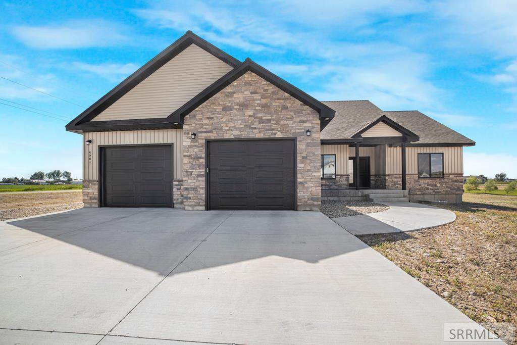 4961 Nordic Way - Photo 1