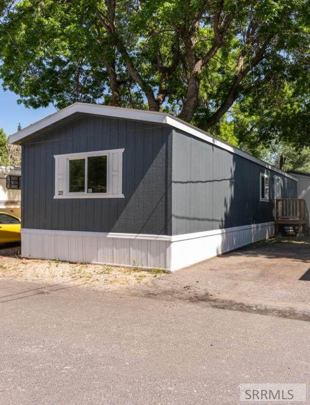 1935 5th Avenue - Photo 1