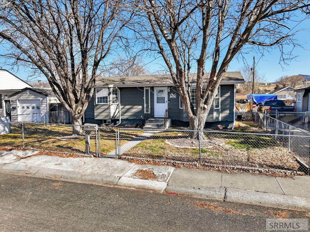 238 Randolph Avenue - Photo 1