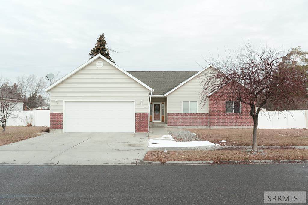 580 Cook Street - Photo 1