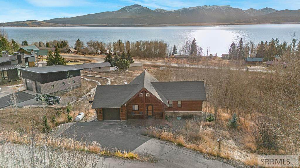 3864 Overlook Drive - Photo 1