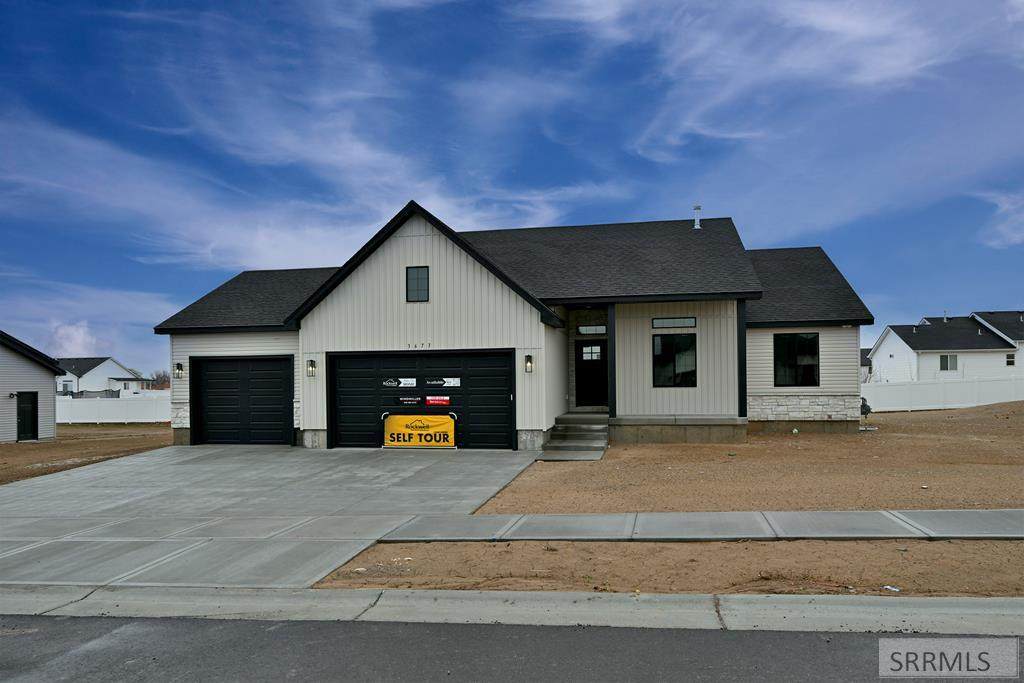 3673 Eugene Avenue - Photo 1