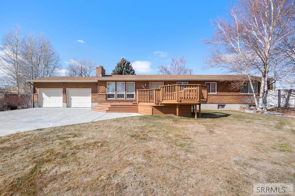 397 Hemlock Circle - Photo 1