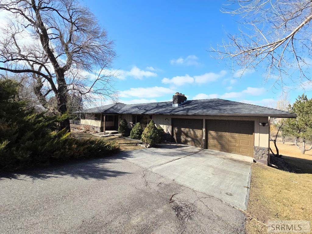 595 Murdock Lane - Photo 1