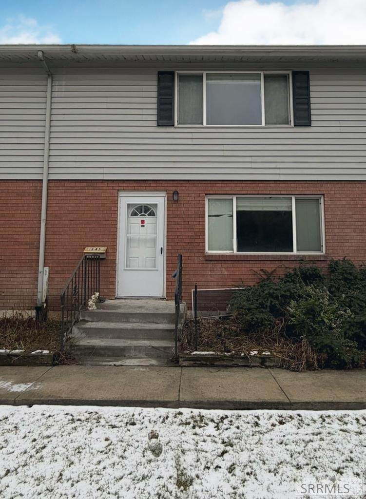 345 Skyline Drive - Photo 1