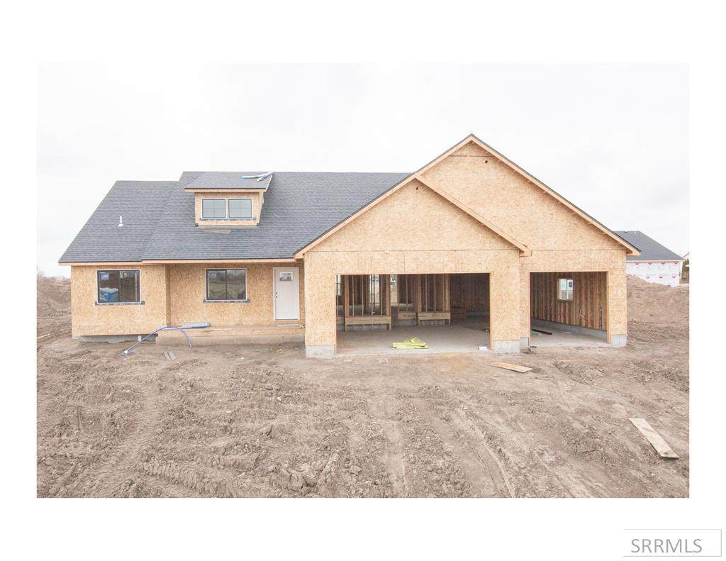 567 Meadowbrook - Photo 1