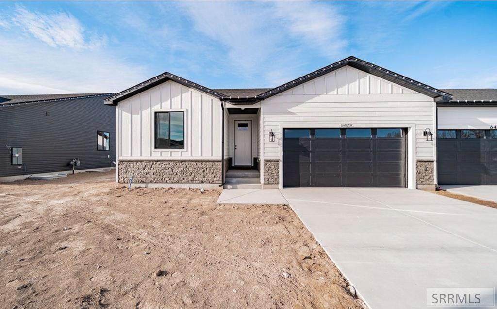 6425 Ender Ln - Photo 1