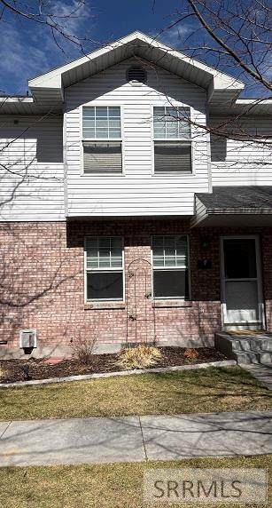 2412 St Clair Avenue - Photo 1