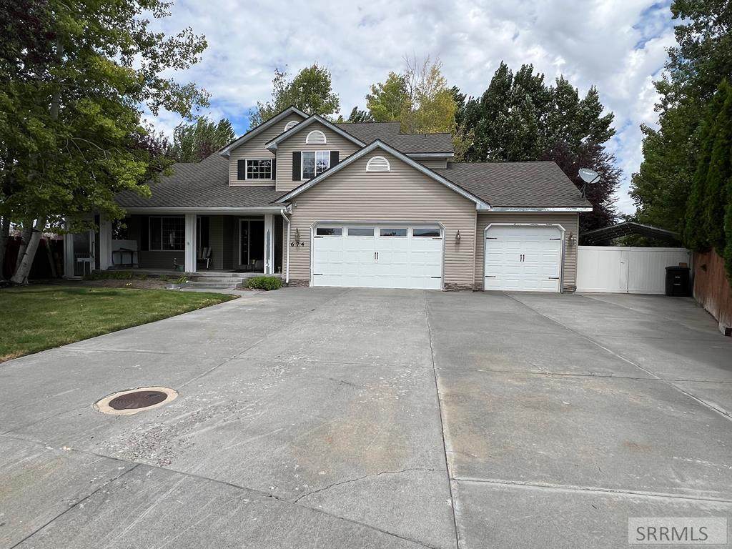 674 Katie Court - Photo 1