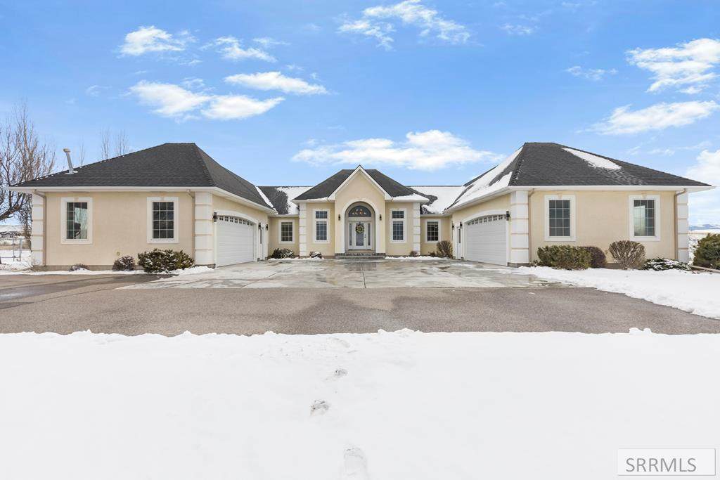 6070 Sagewood Drive - Photo 1