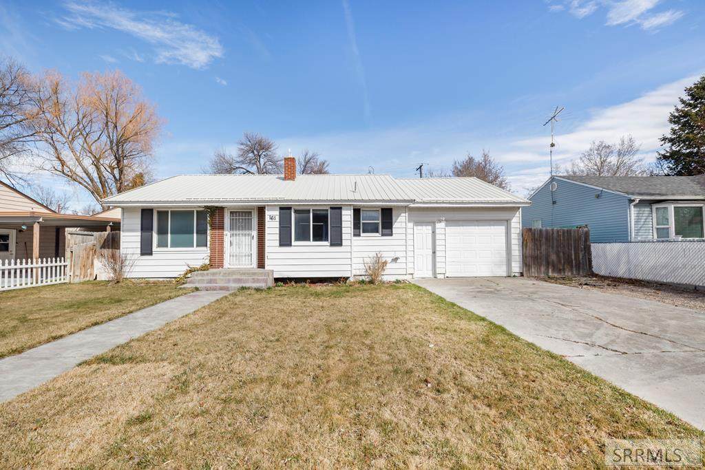 161 Beacon Drive - Photo 1