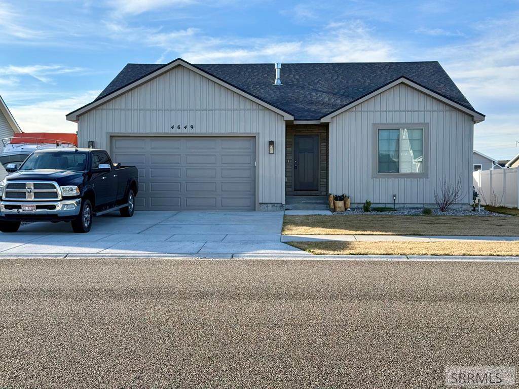 4649 Weatherby Way - Photo 1