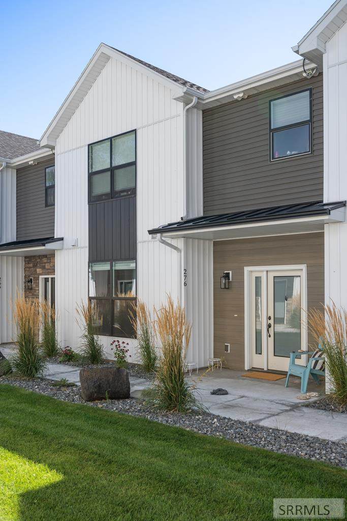 276 Blue Sky Court - Photo 1
