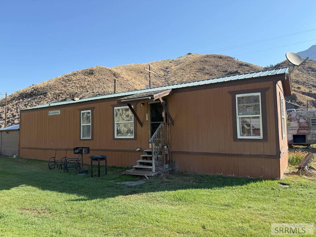 233 Obsidian Drive - Photo 1